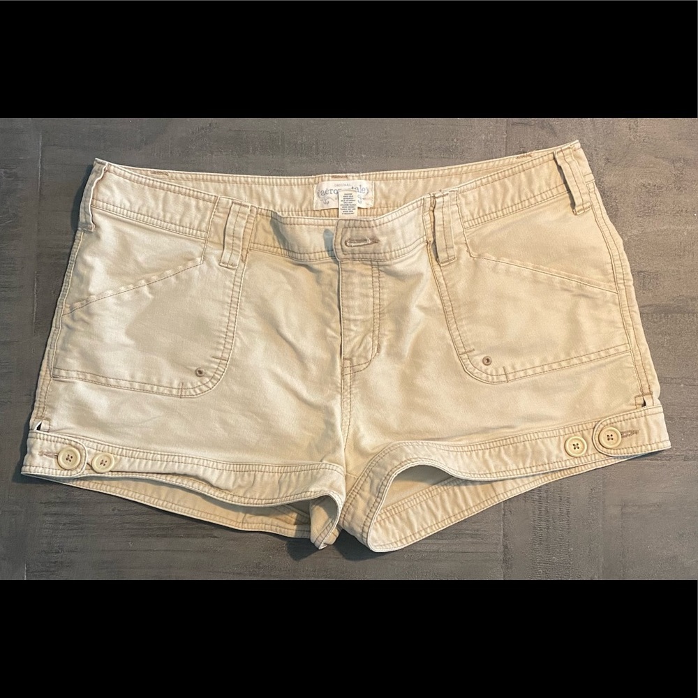 Aeropostale khaki shorts size 13/14